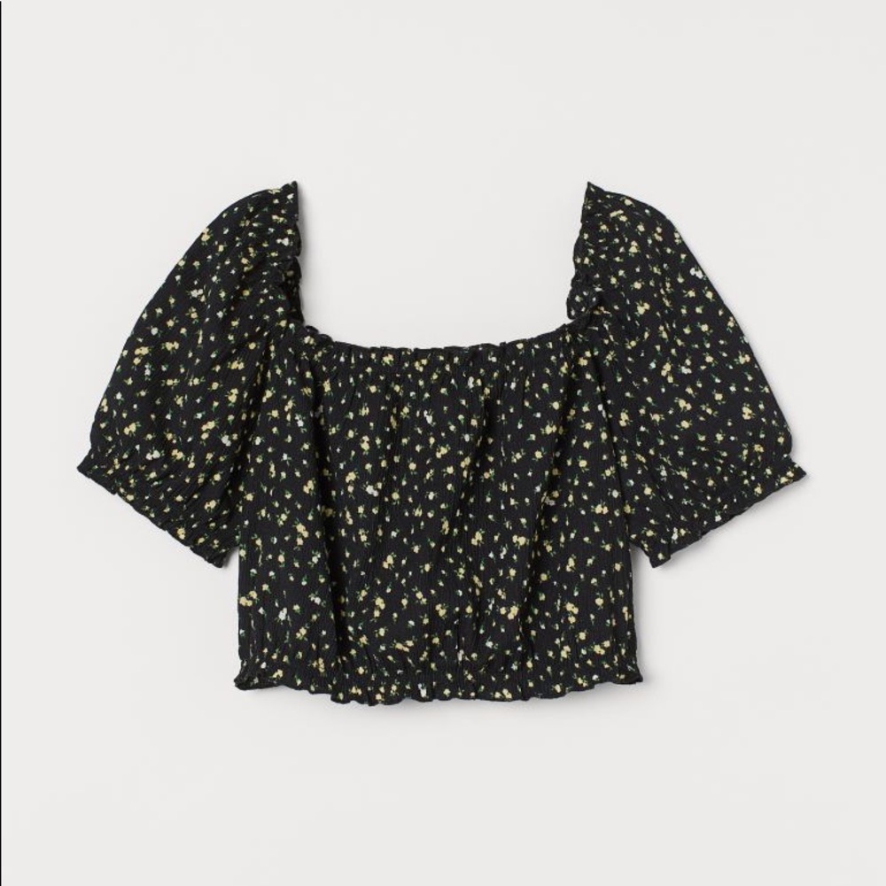 Black Floral Cropped Puff Sleeve Top
